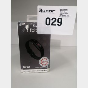 FITBIT LUXE - BLACK AND BLACK STAINLESS STEEL