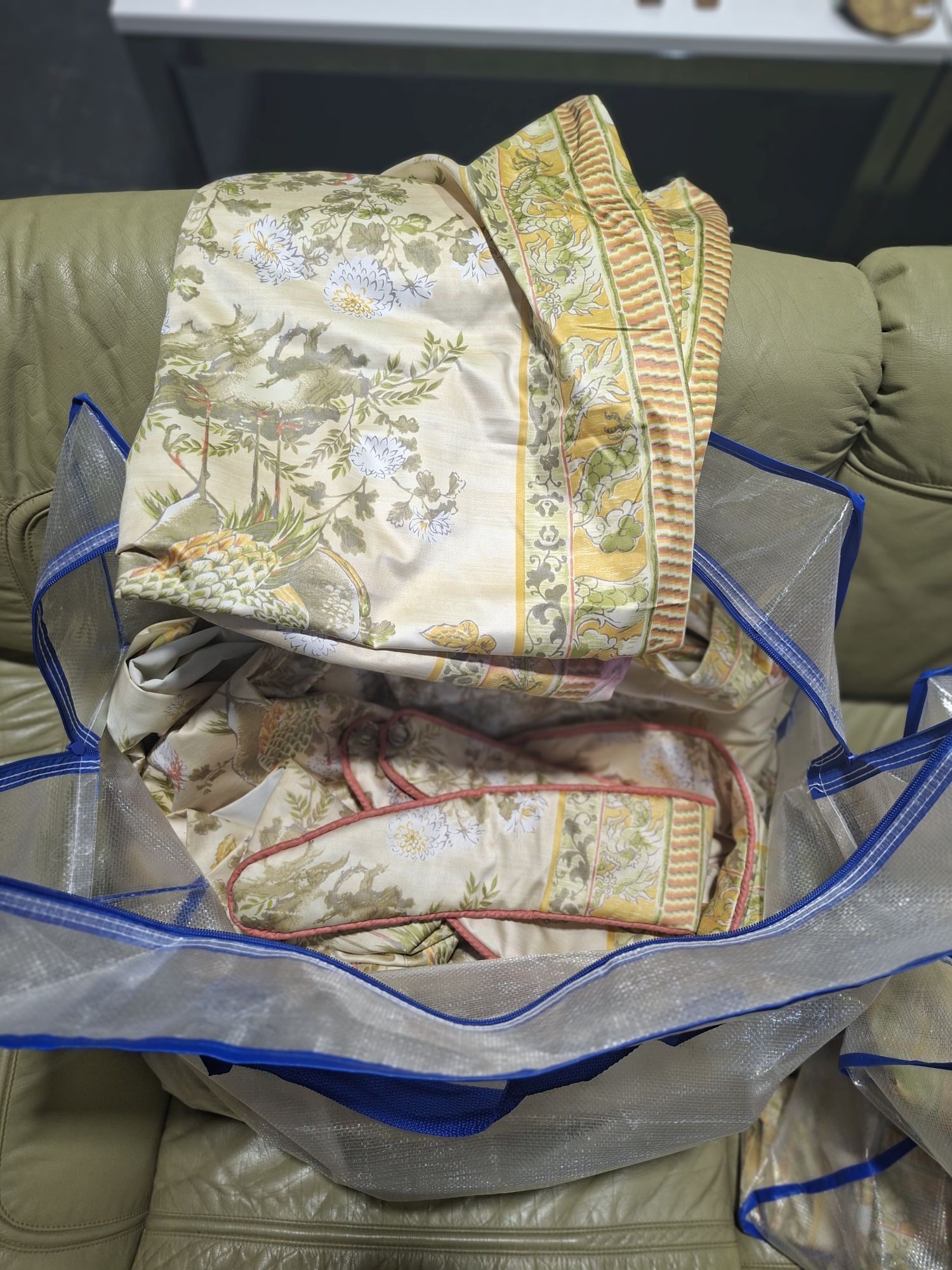 486 · PAIR OF CHINTZ CURTAINS
