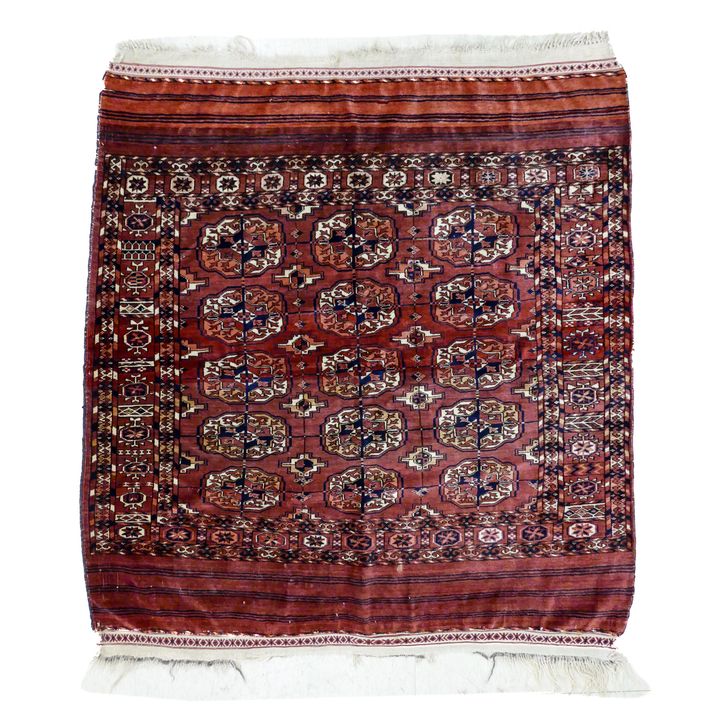Tekke Oriental Rug