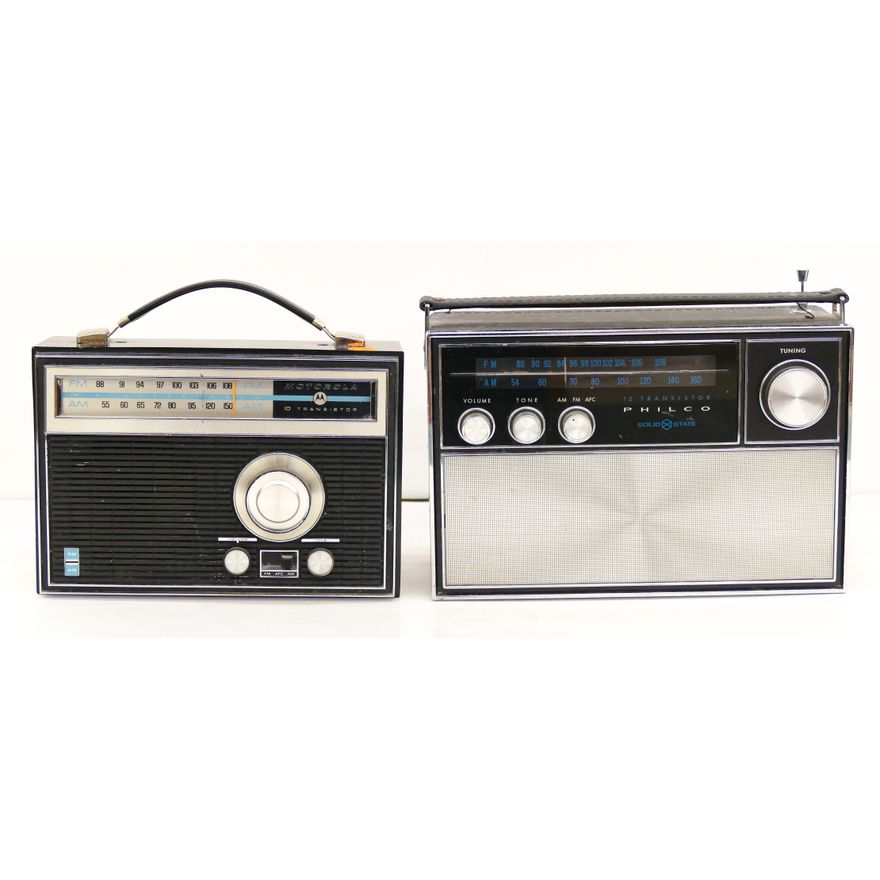 2pc Vintage Portable Radios 9'' & 11''