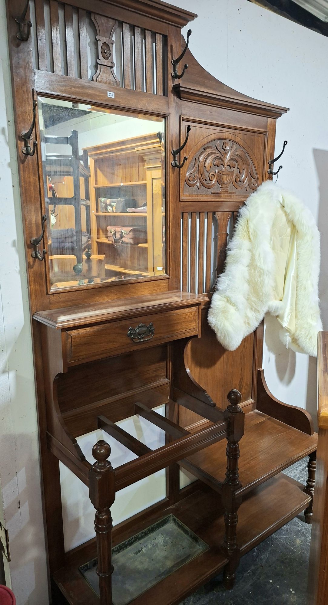 Blackwood Hallstand