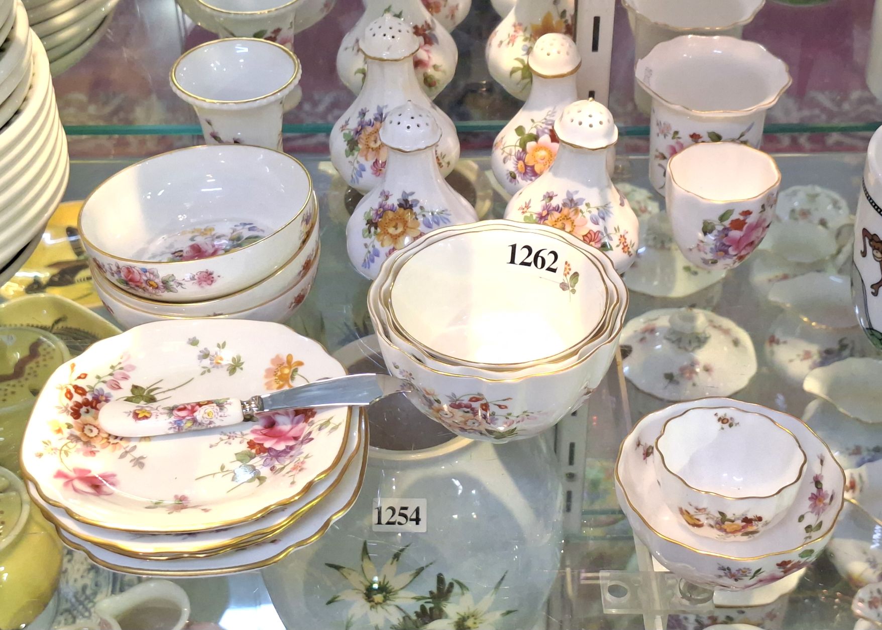 1262 · ROYAL CROWN DERBY