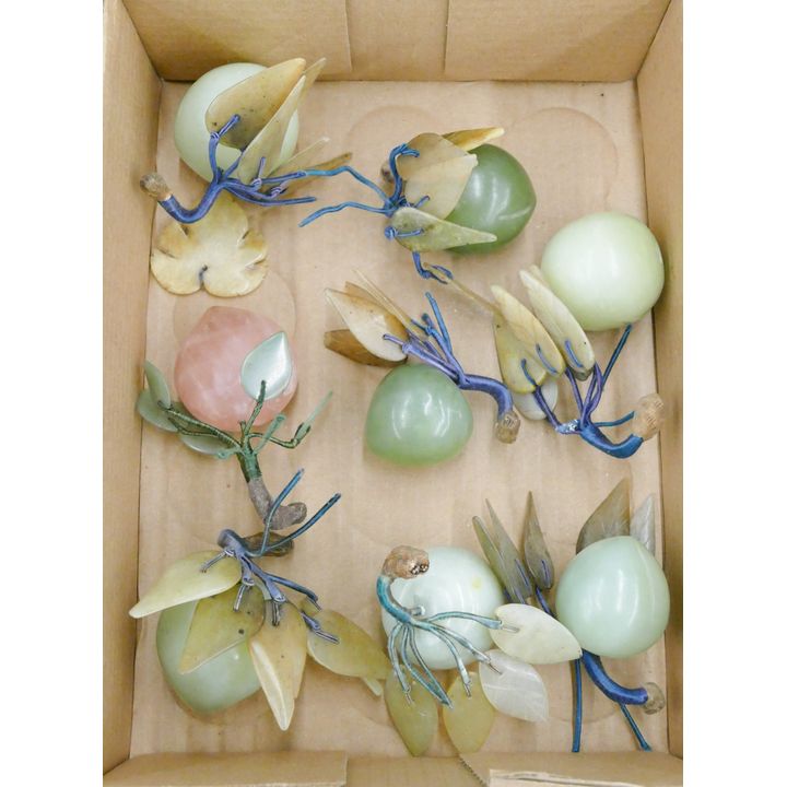 Box 8pc Chinese Small Jade and Hardstone Fruit