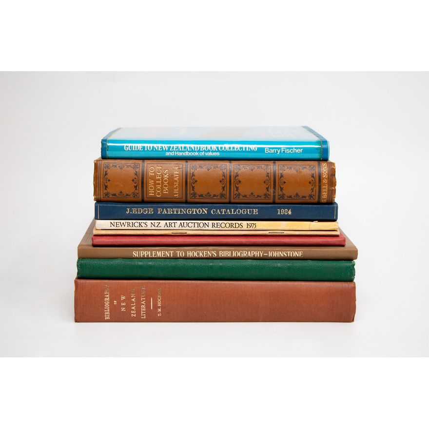 BOOKS RELATING TO COLLECTING & BIBLIOGRAPHY [box of books]