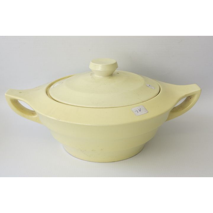 WEDGWOOD STRAW GLAZED TUREEN
