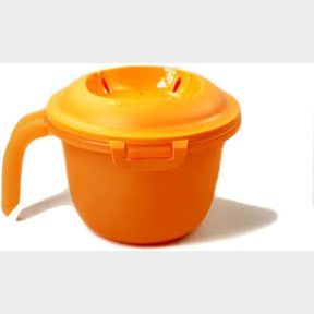 Orange Tupperware Microwave Rice Cooker 550ml -|Bar 9902186411605 - 51745/16563 SN B1 (S9)