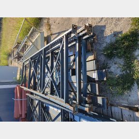 4 - 13' x 44" uprights, 10 - 10' rails + 4 bonus pcs