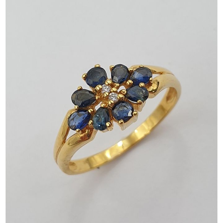 9ct Y/G Sapphire & Diamond Dress Ring