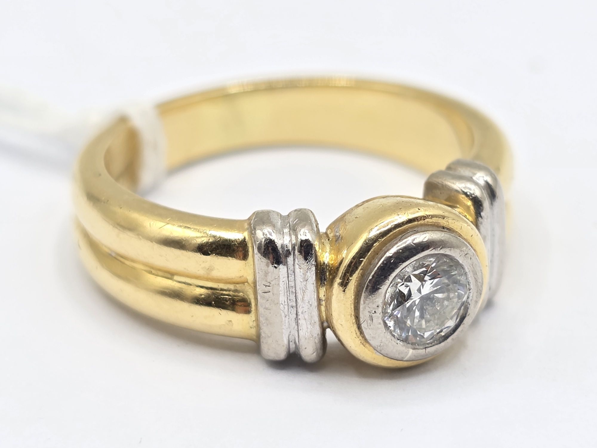 18ct Gold Diamond Solitaire Ring