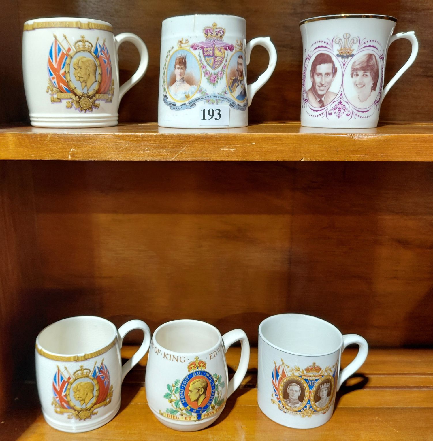 193 · ROYALIST COMMEMORATIVE MUGS
