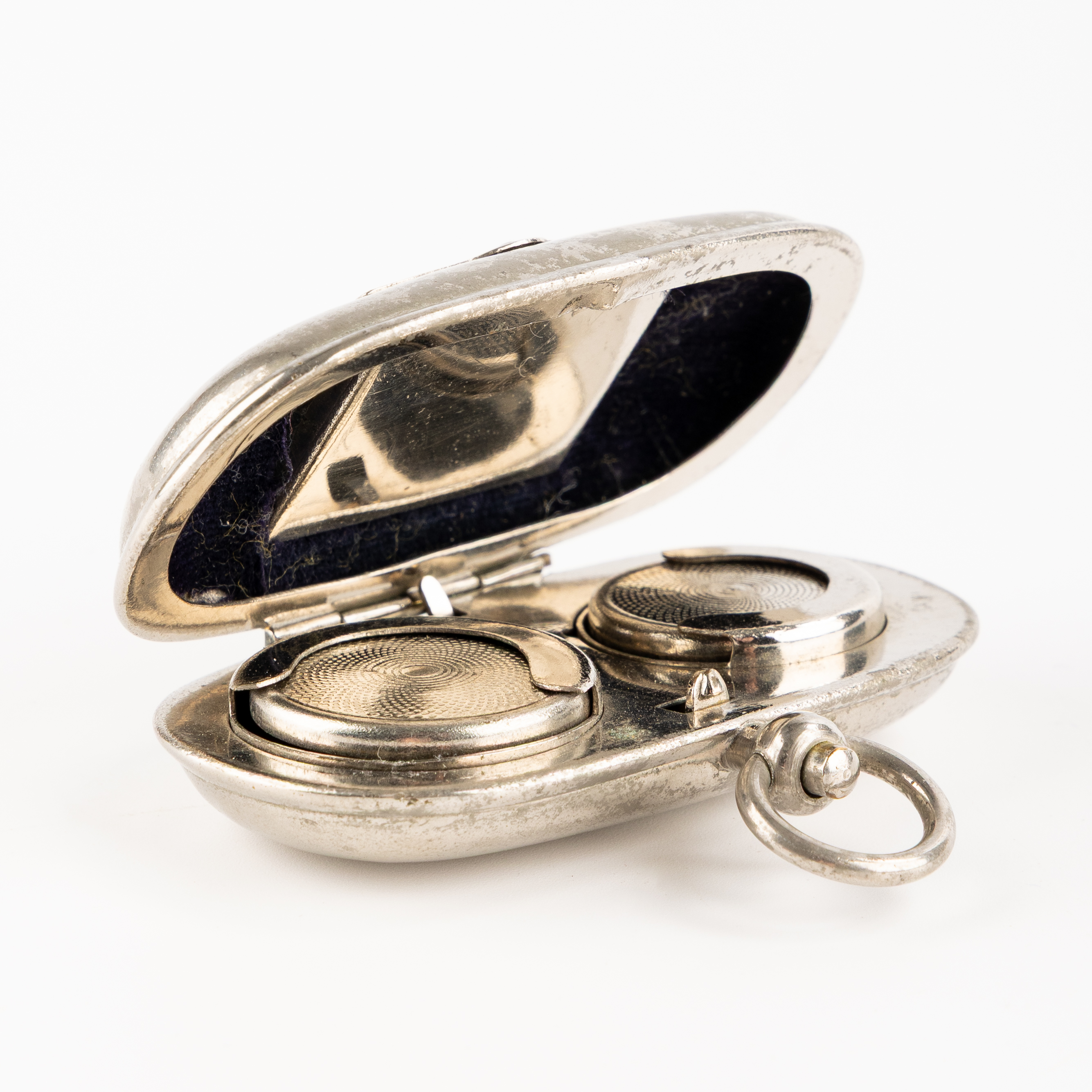 186 · Silver plated Half Sovereign & Sovereign Case with Stamp Compartment, C. 1900