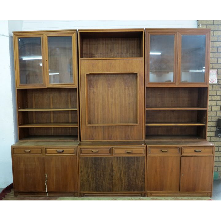 SIX-PIECE WALL UNIT