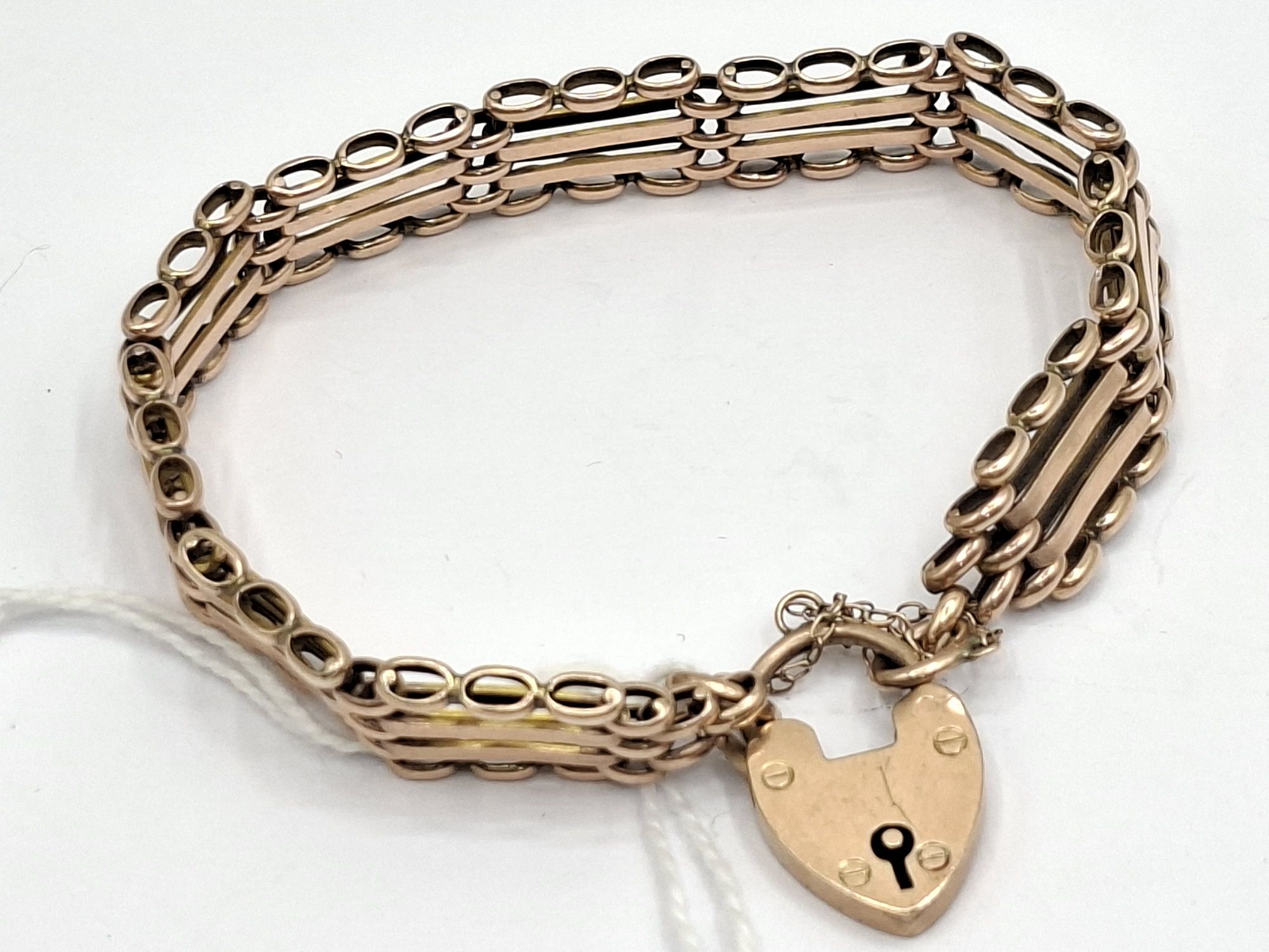 1114 · 9CT GOLD BRACELET