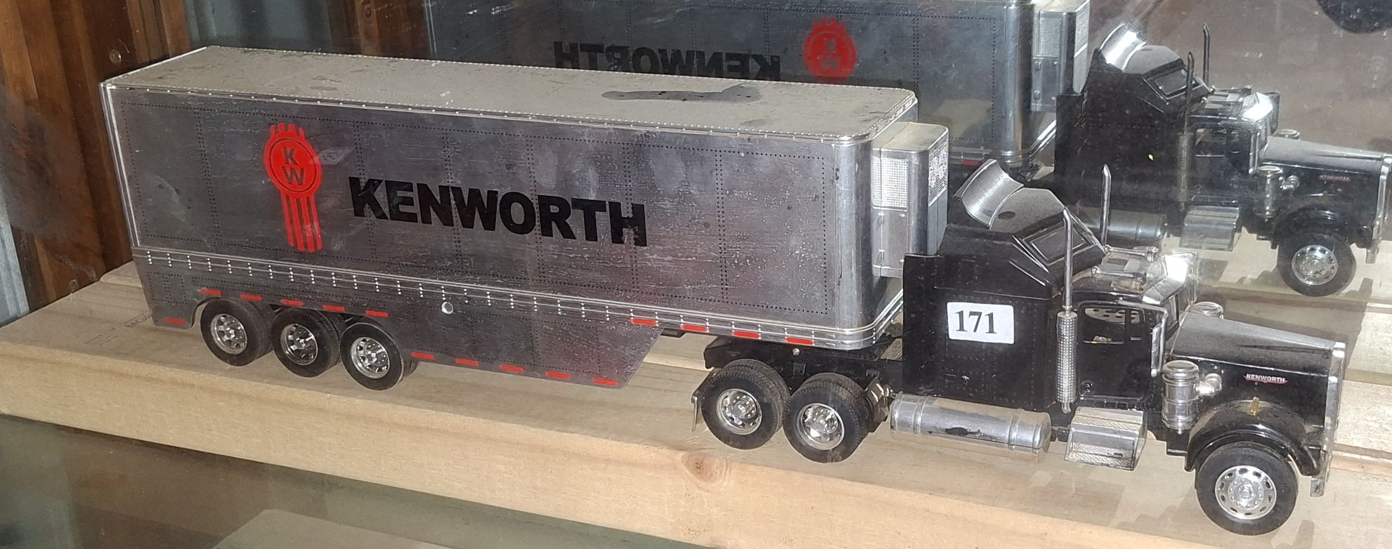 171 · KENWORTH TRUCK AND TRAILER