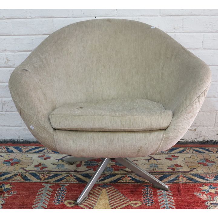 RETRO SWIVEL CHAIR,