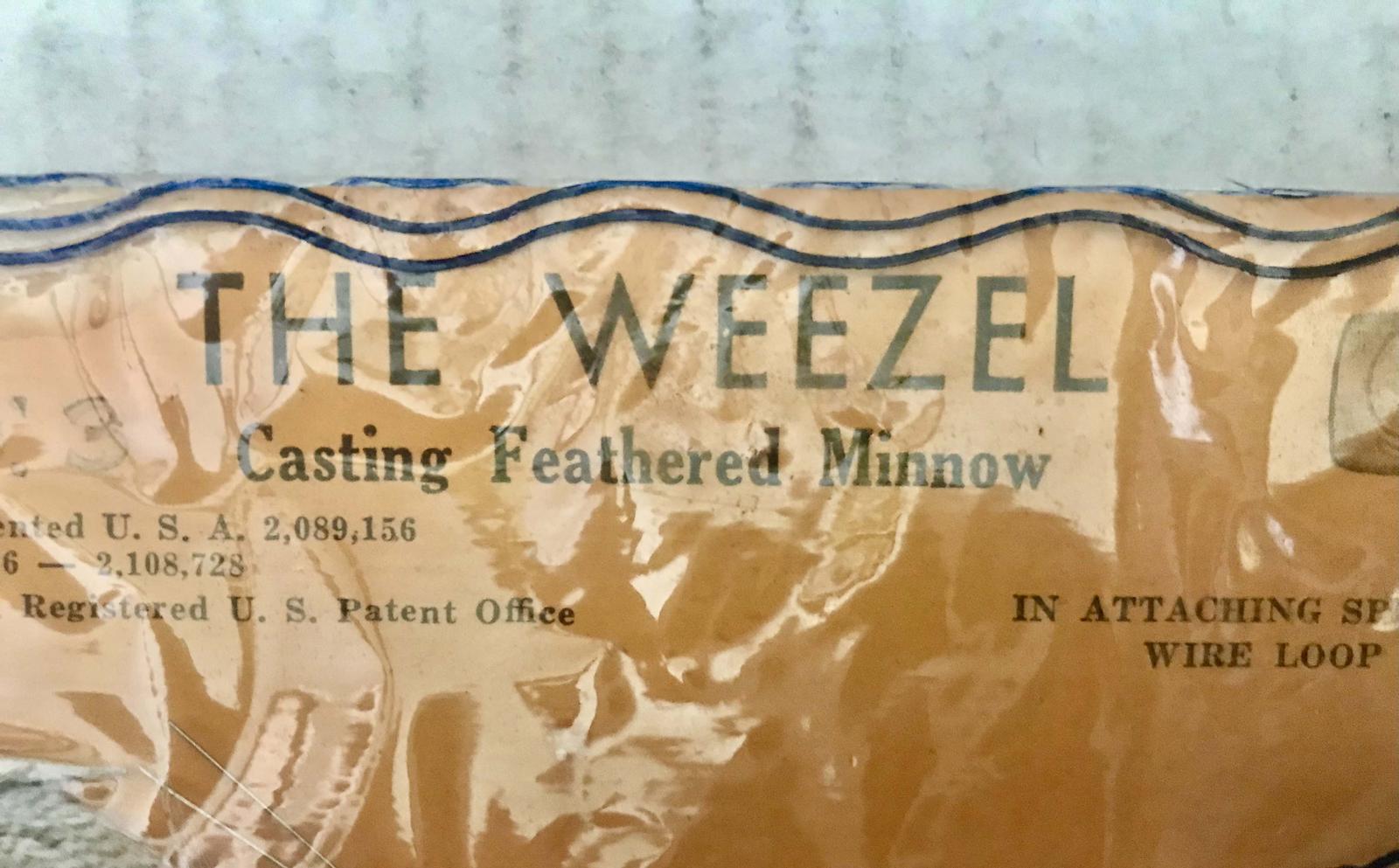 The Weezel Feathered Casting Minnow NEW ON CARD! Cincinnati Ohio