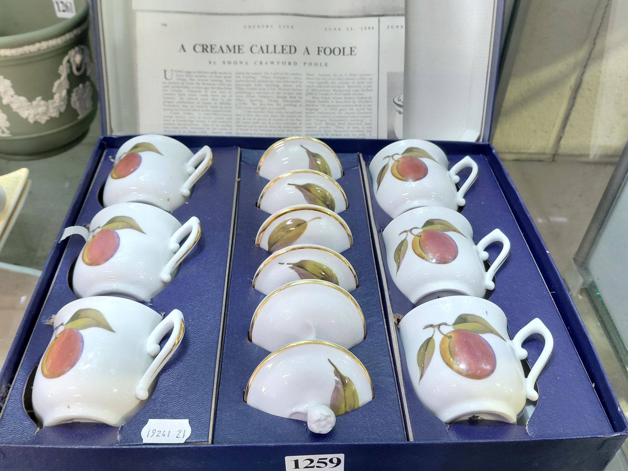ROYAL WORCESTER EVESHAM CHOCOLATE POTS
