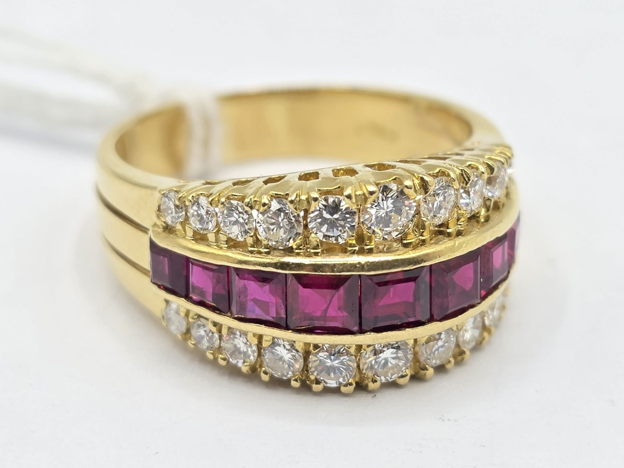 18ct Gold Ruby Diamond Row Ring
