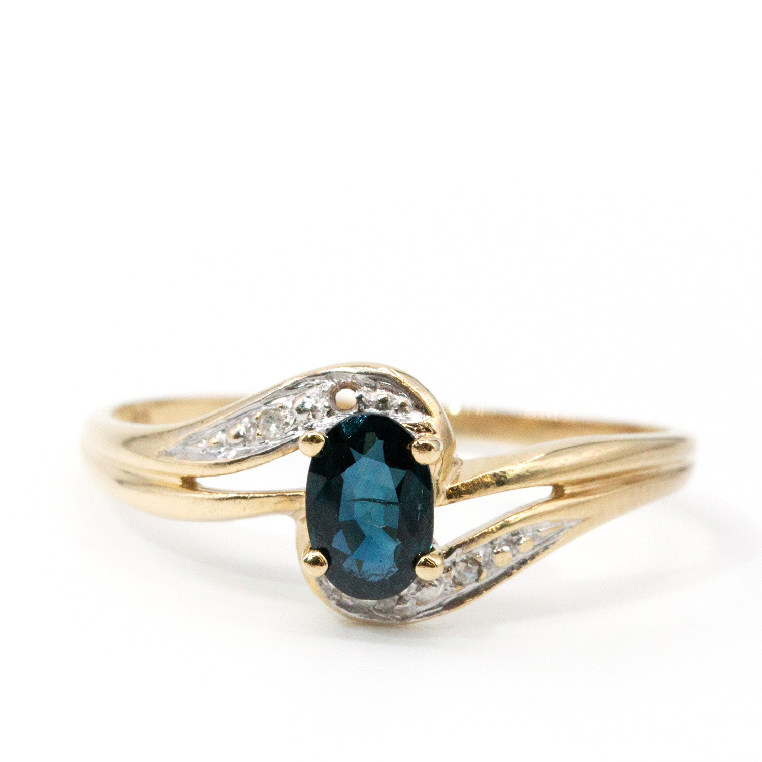 Sapphire & Diamond 9ct Gold Ring