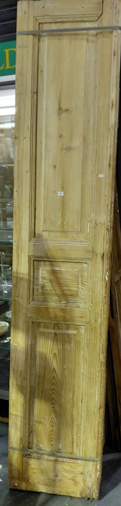 357 · SCRUBBED PINE DOUBLE DOORS