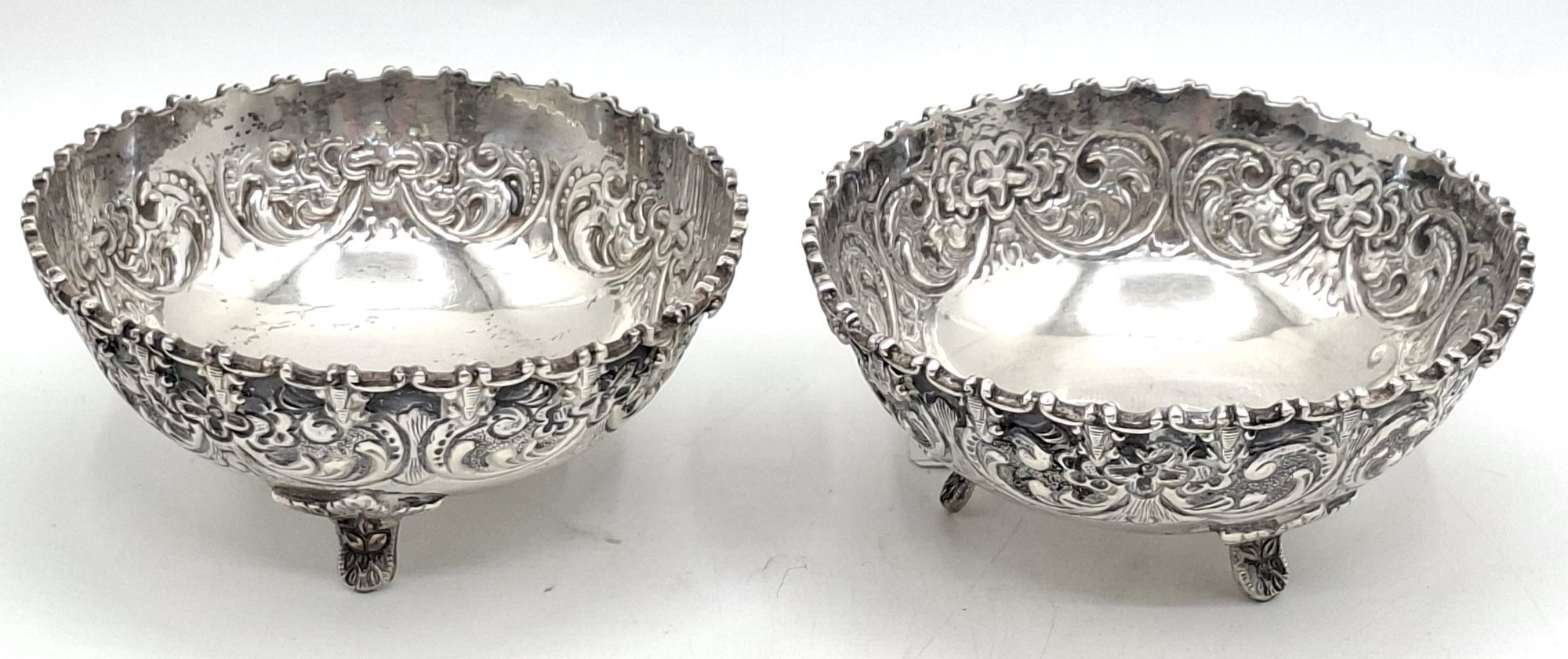 139 · TWO BOWLS