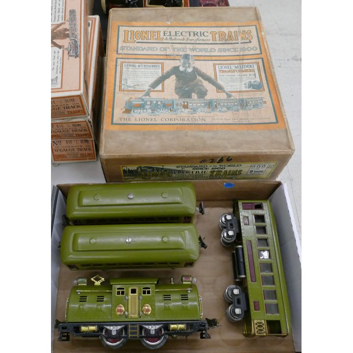 4pc Lionel Pre War 254E Engine 600 Series Train Set with Boxes