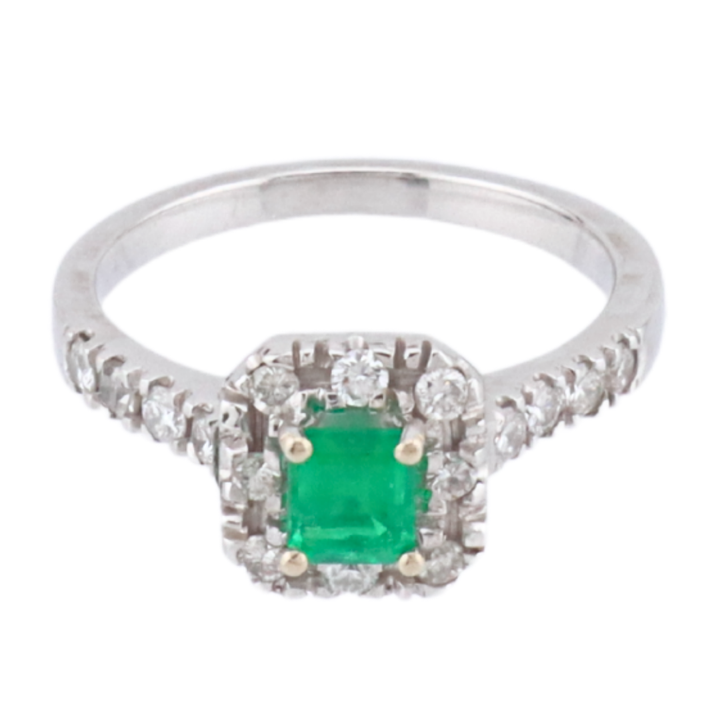 Anillo con esmeralda y diamantes