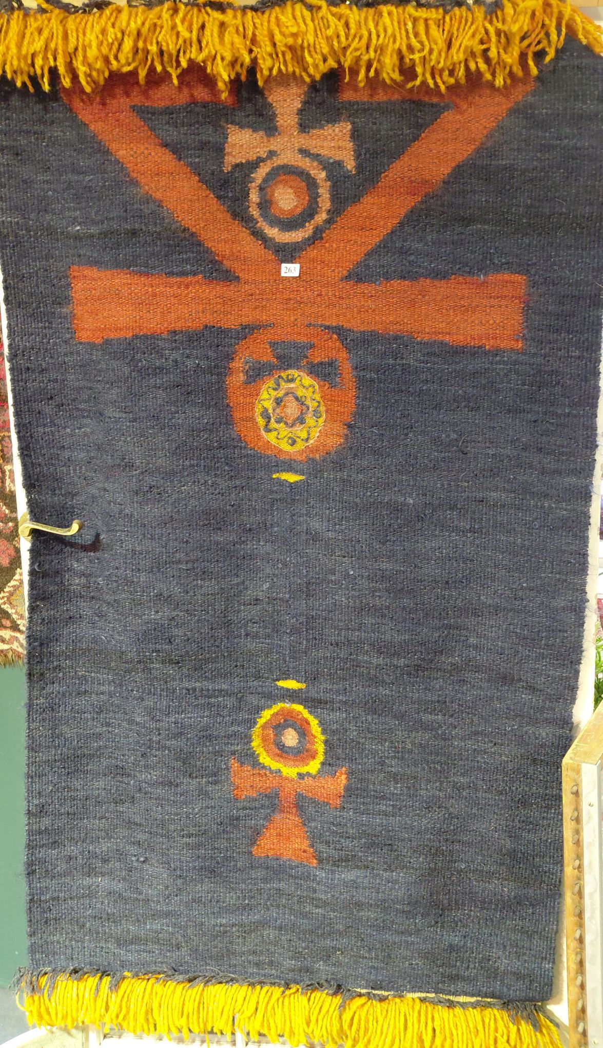 263 · WALL HANGING