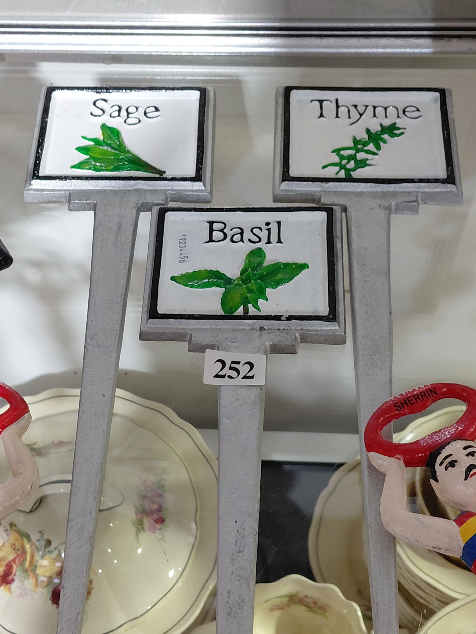 HERB LABEL STAKES,