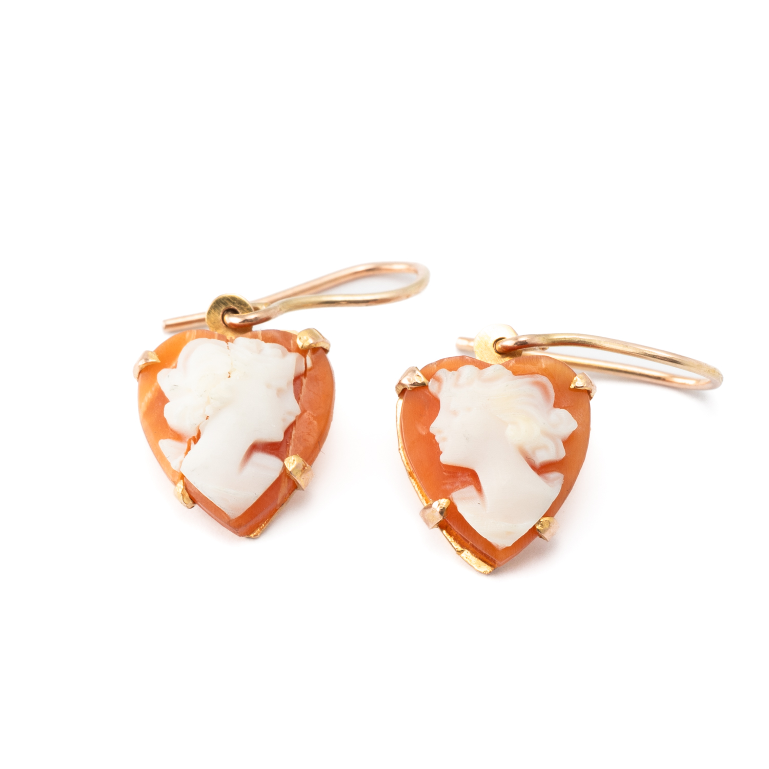86 · 9ct Gold Cameo Heart Shape Earrings