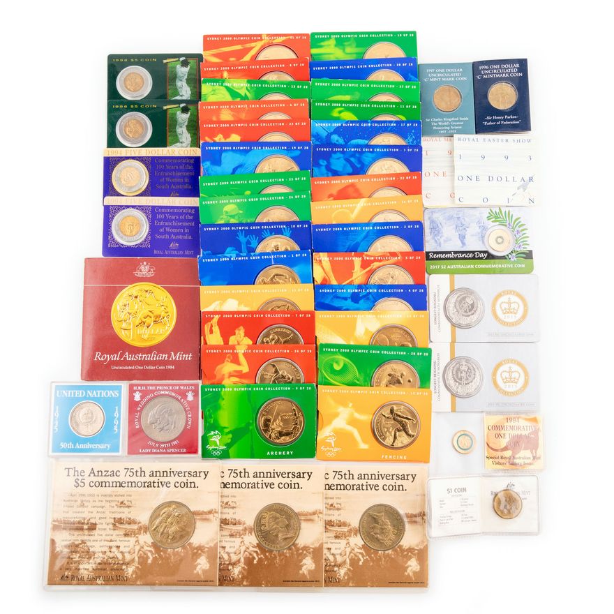 Elizabeth II, Miscellaneous, Accumulation, 1984 - 2017,  UNC