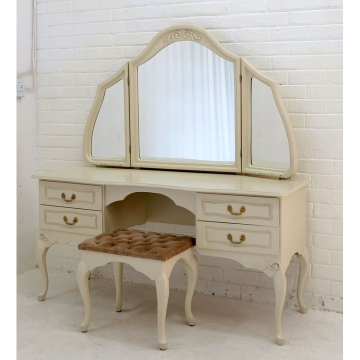 DUCOED DRESSING TABLE AND STOOL