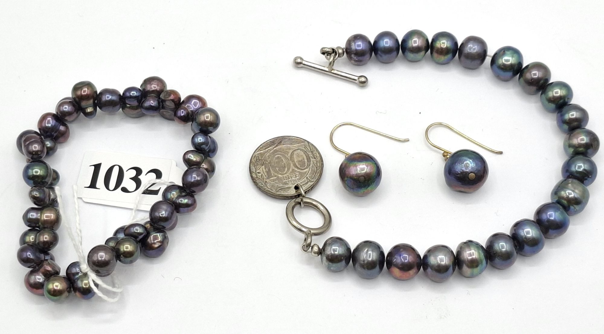 Black Pearl Jewellery Suite