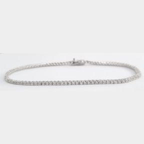 1.73CTS OF STUNNING DIAMONDS IN 18CT WHITE GOLD TENNIS BRACELET