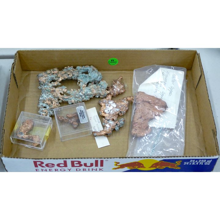 Box Old Natural Copper Specimens