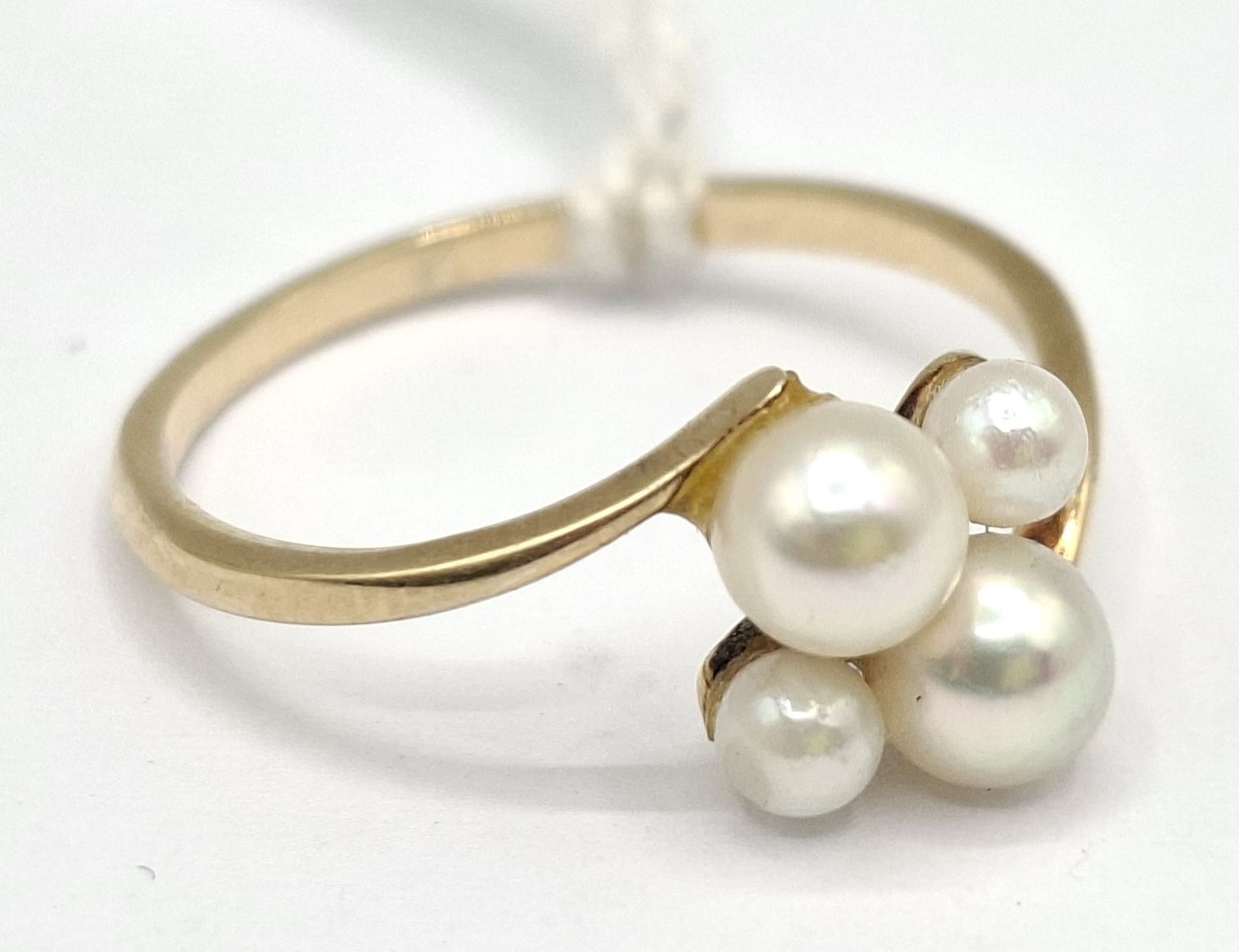9ct Pearl Cluster Ring