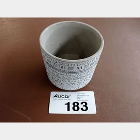 CERAMIC EMBOSSED FLOWER POT - 12X11CM - DESIGN 1