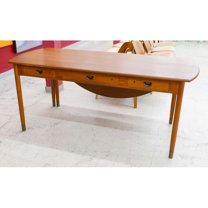 A. Bender Madsen & Ejner Larsen Teak Drop Leaf Desk
