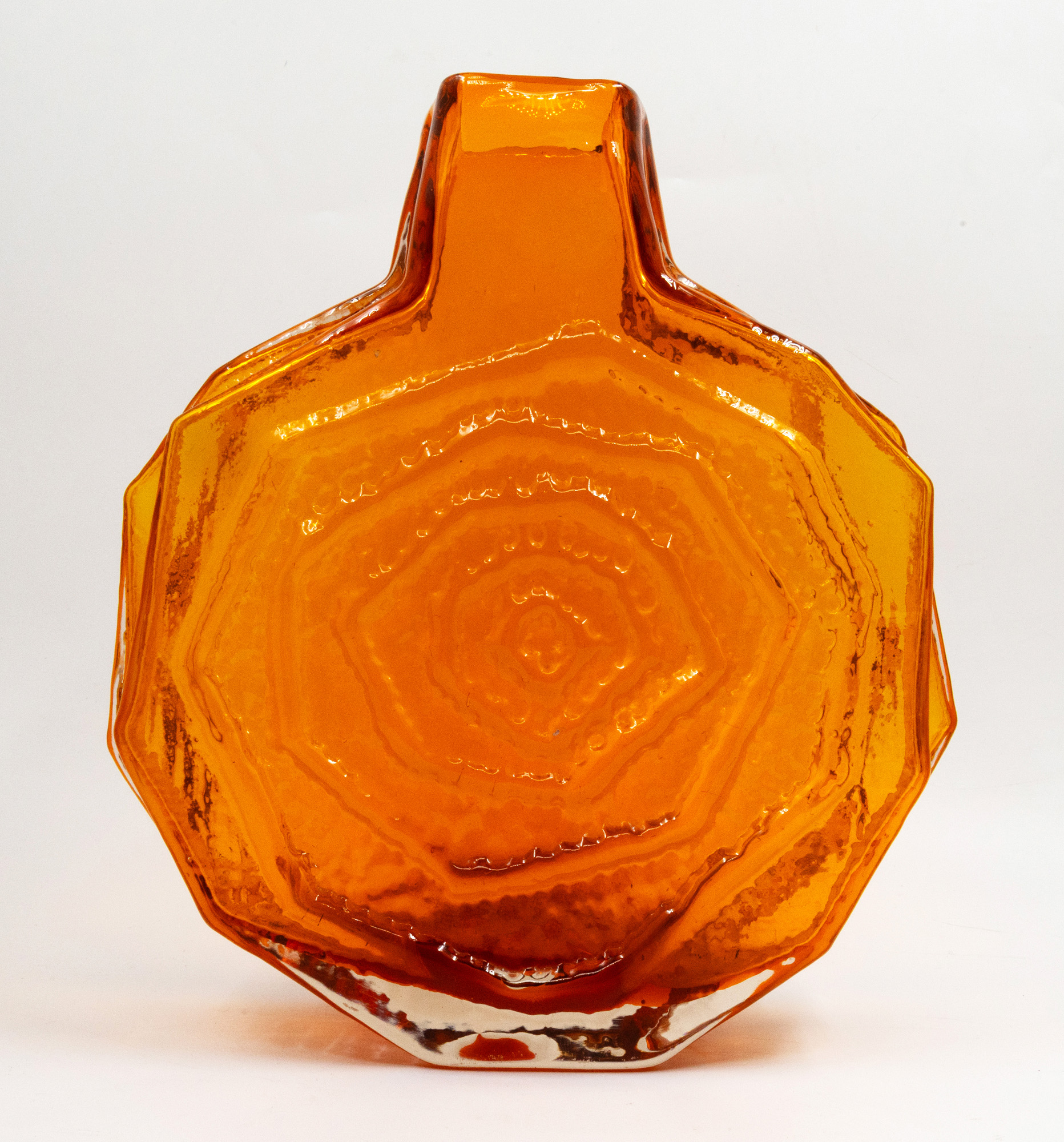 Geoffrey Baxter for Whitefriars - Banjo vase — sold at auction in New Zealand for $1,800