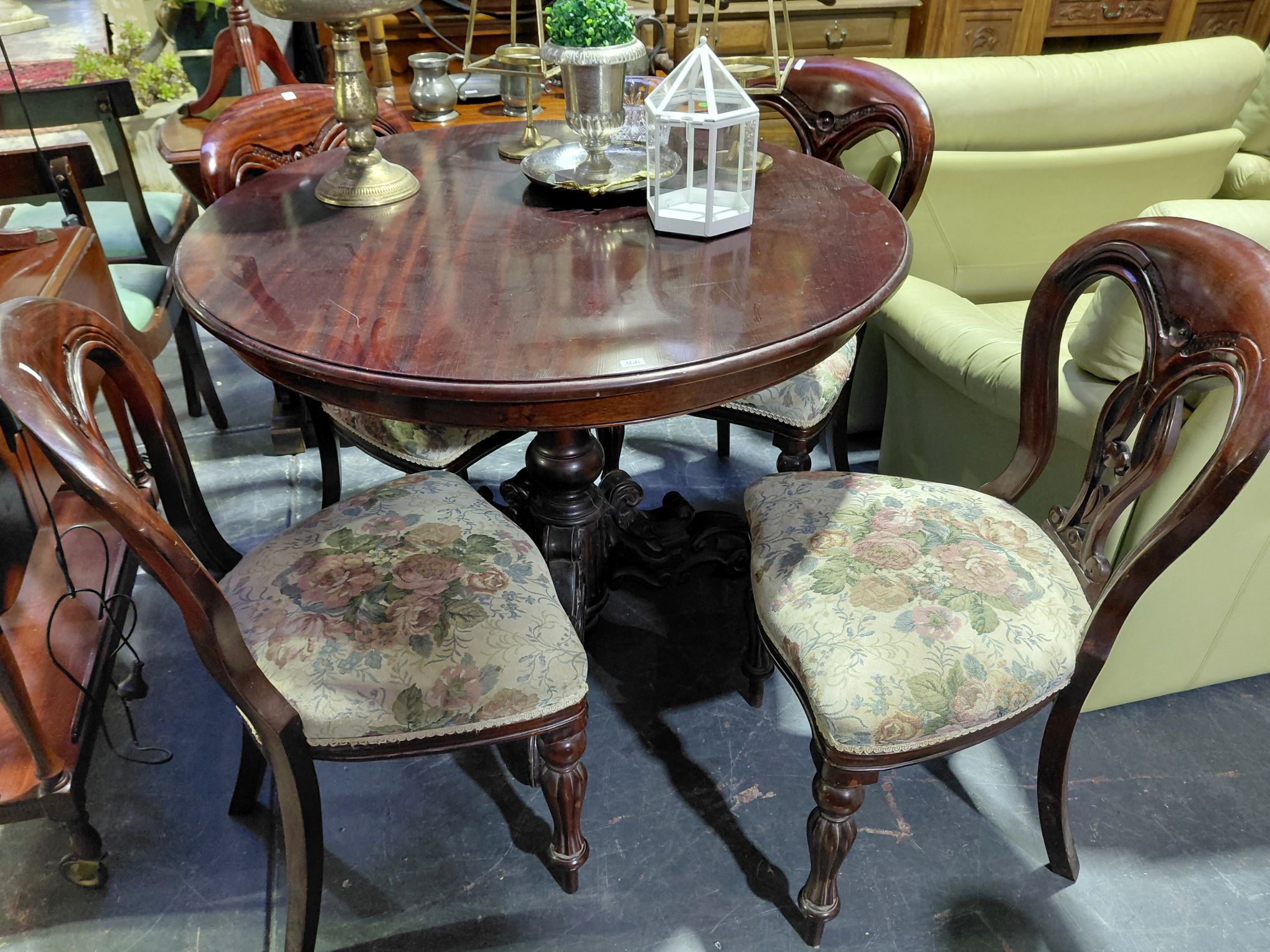 MAHOGANY DINING SET