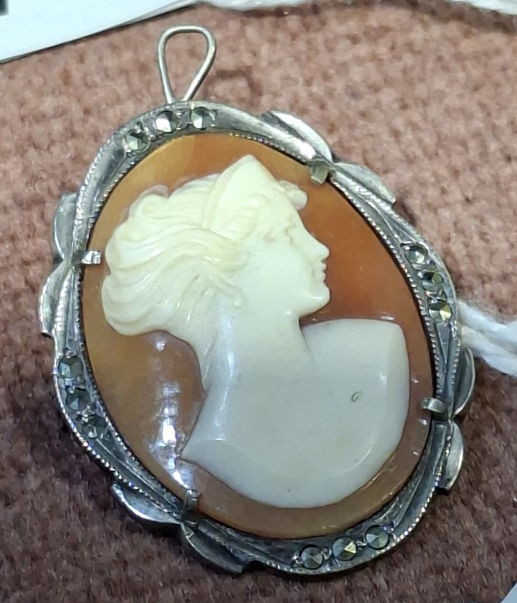 800 Silver Cameo Brooch/Pendant