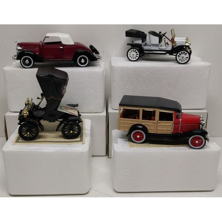 Die Cast Model Cars (x4)