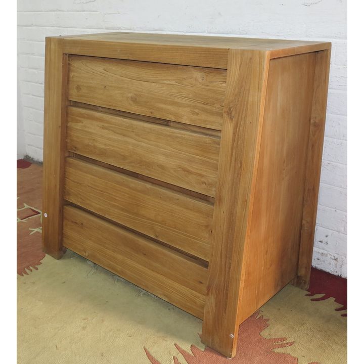 CHEST OF DRAWERS