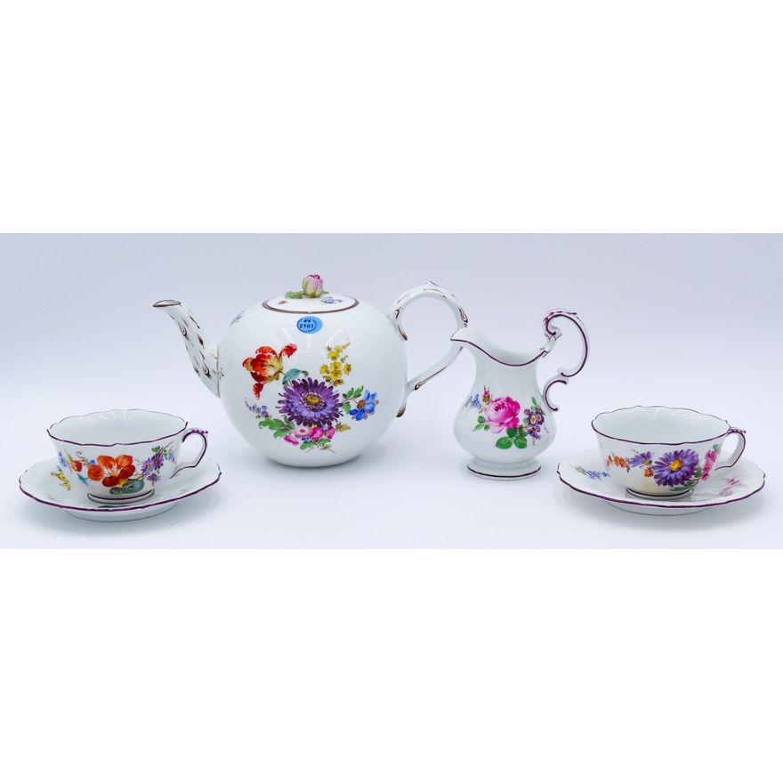 4pc Meissen Floral Porcelain Teapot, Creamer & Cup/Saucers