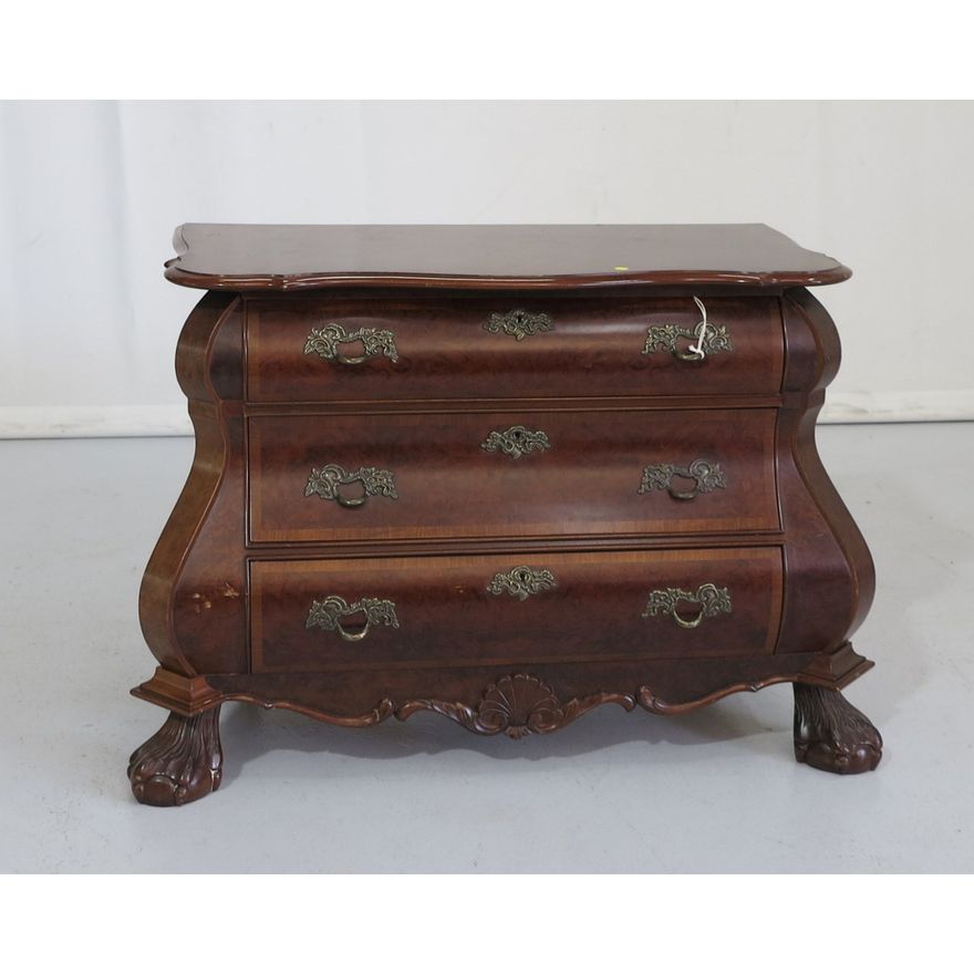 DUTCH WALNUT VENEERED COMMODE