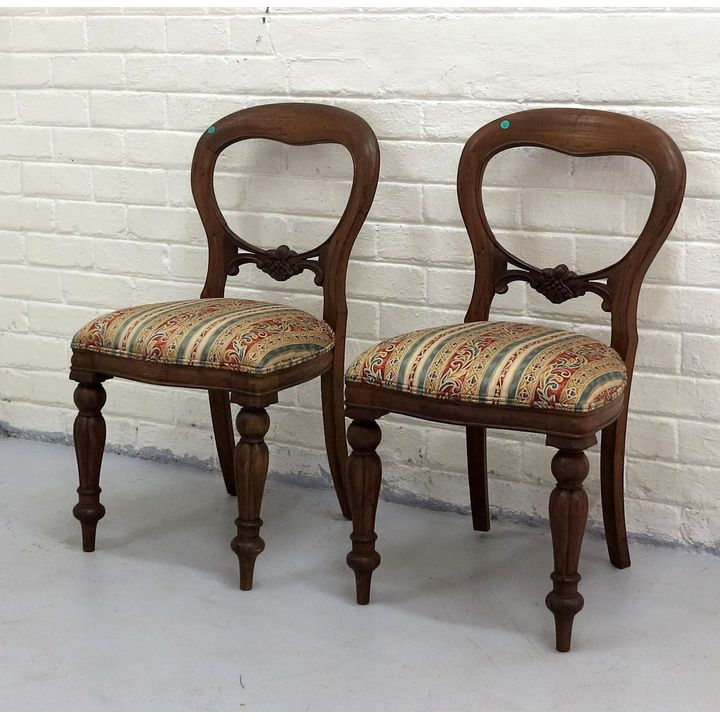 PAIR OF VICTORIAN STYLE UPHOLSTERED DINING CHAIRS