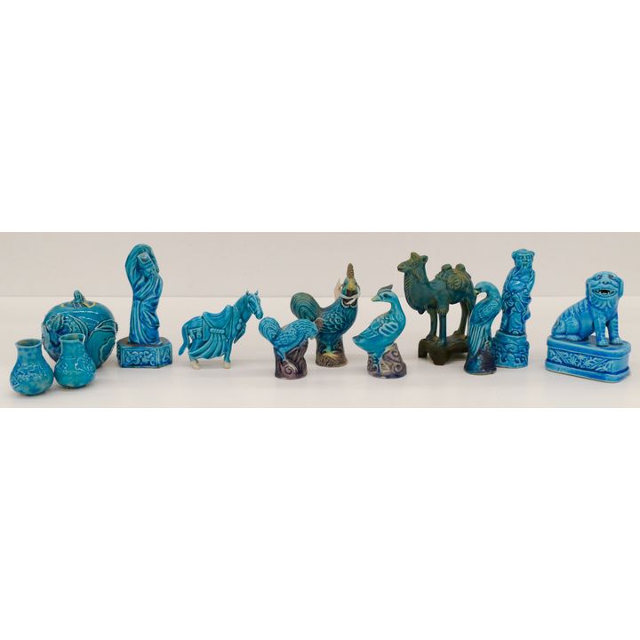 Box 13pc Chinese Peacock Blue Export Small Figures