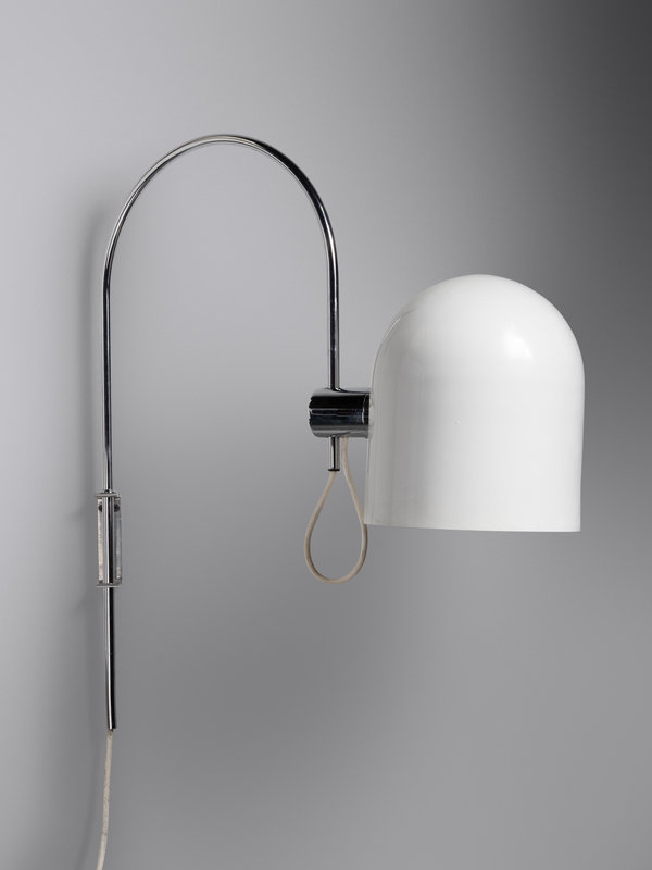 Modernist 
Mid 20th Century
Articulated Wall Light 