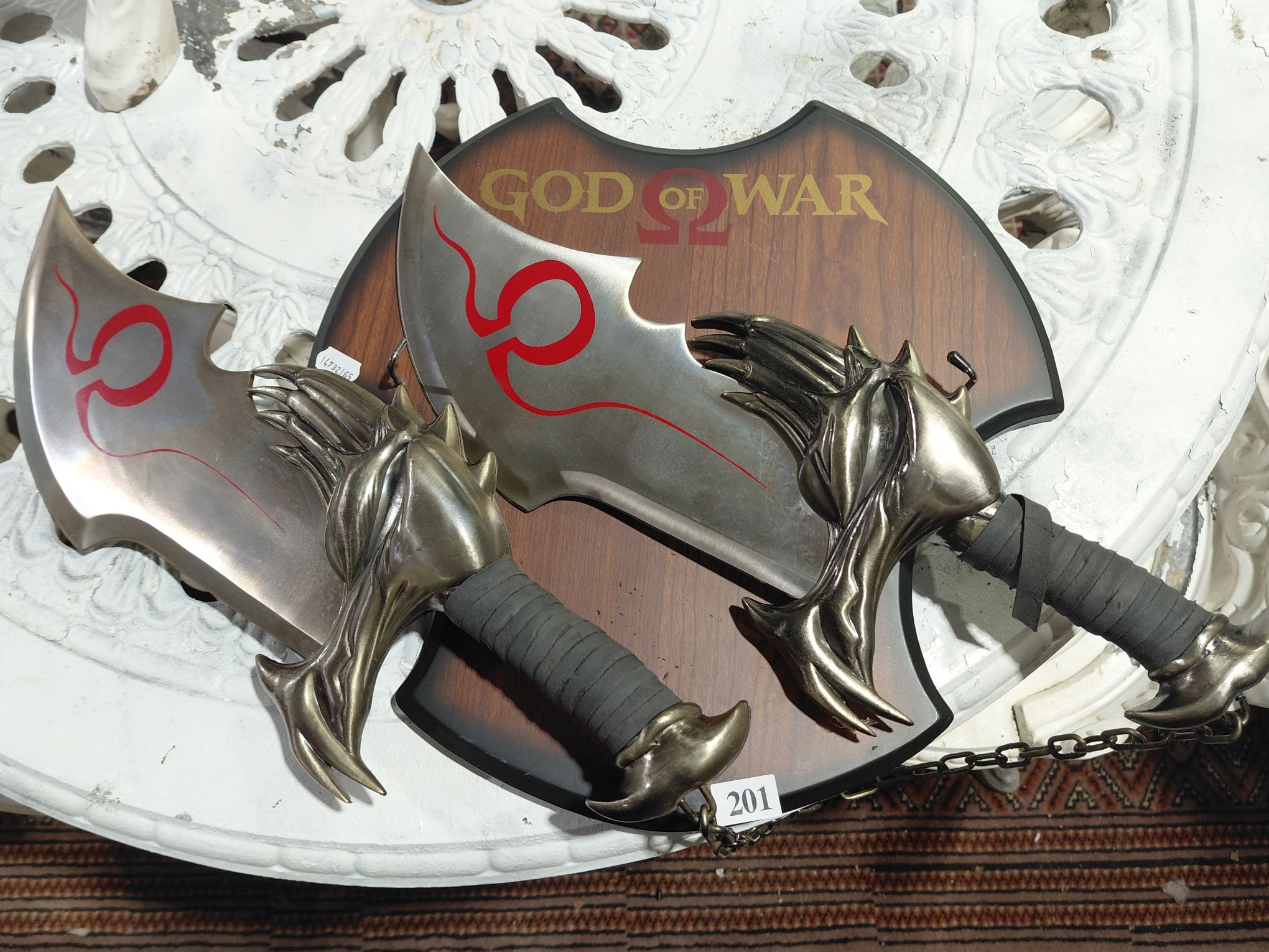 201 · GOD OF WAR BLADES OF CHAOS