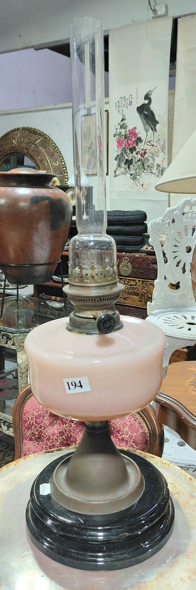 194 · VINTAGE PINK GLASS OIL LAMP